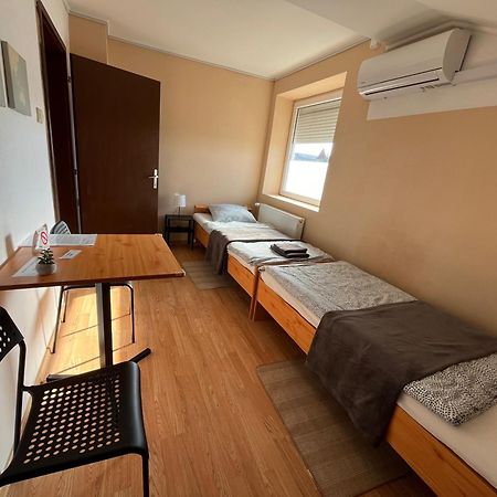 Sobe Zoka Apartment Subotica Exterior photo